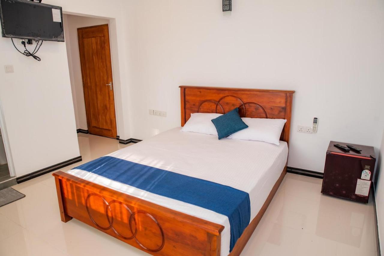 Sky Edge Homestay キャンディー エクステリア 写真