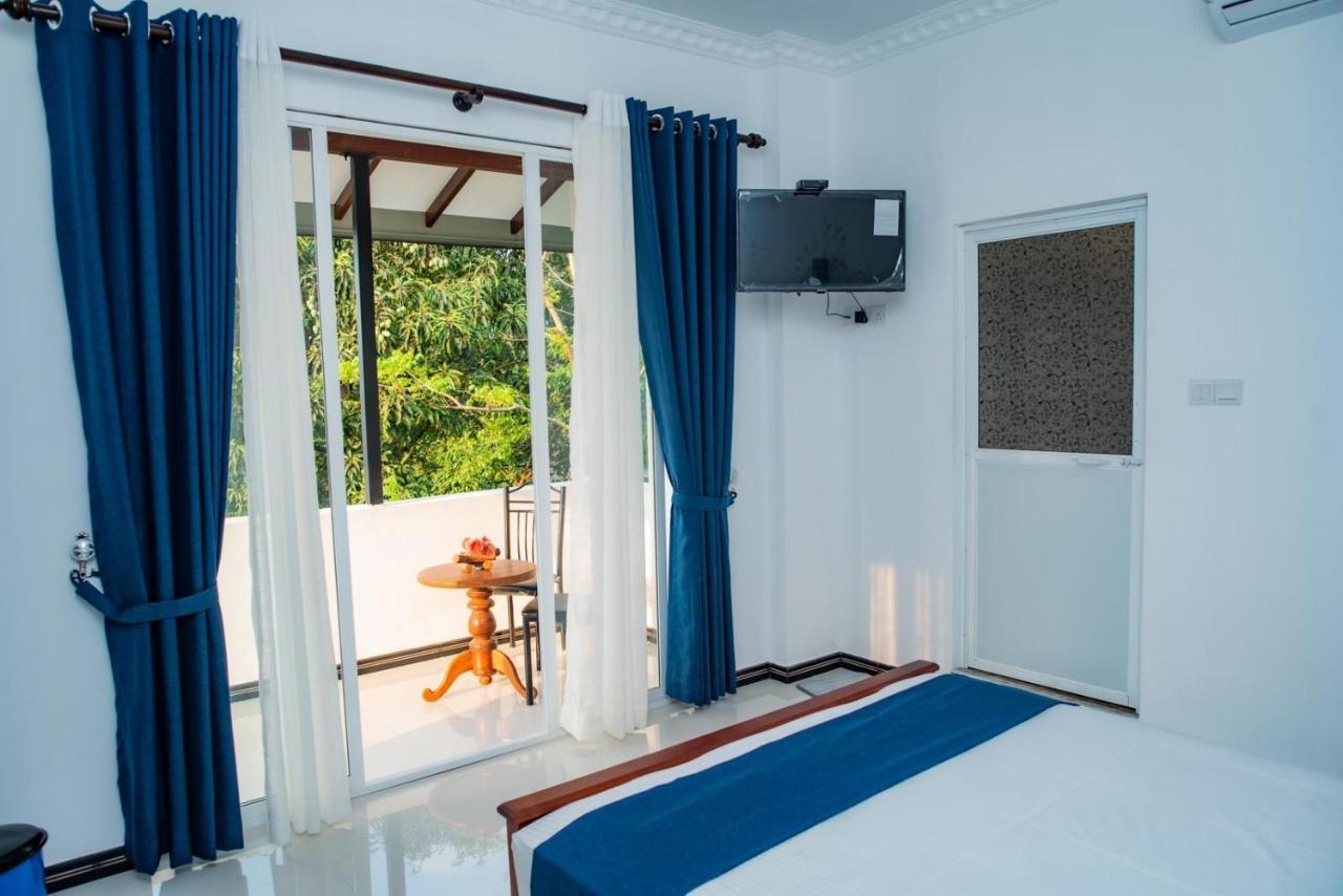 Sky Edge Homestay キャンディー エクステリア 写真